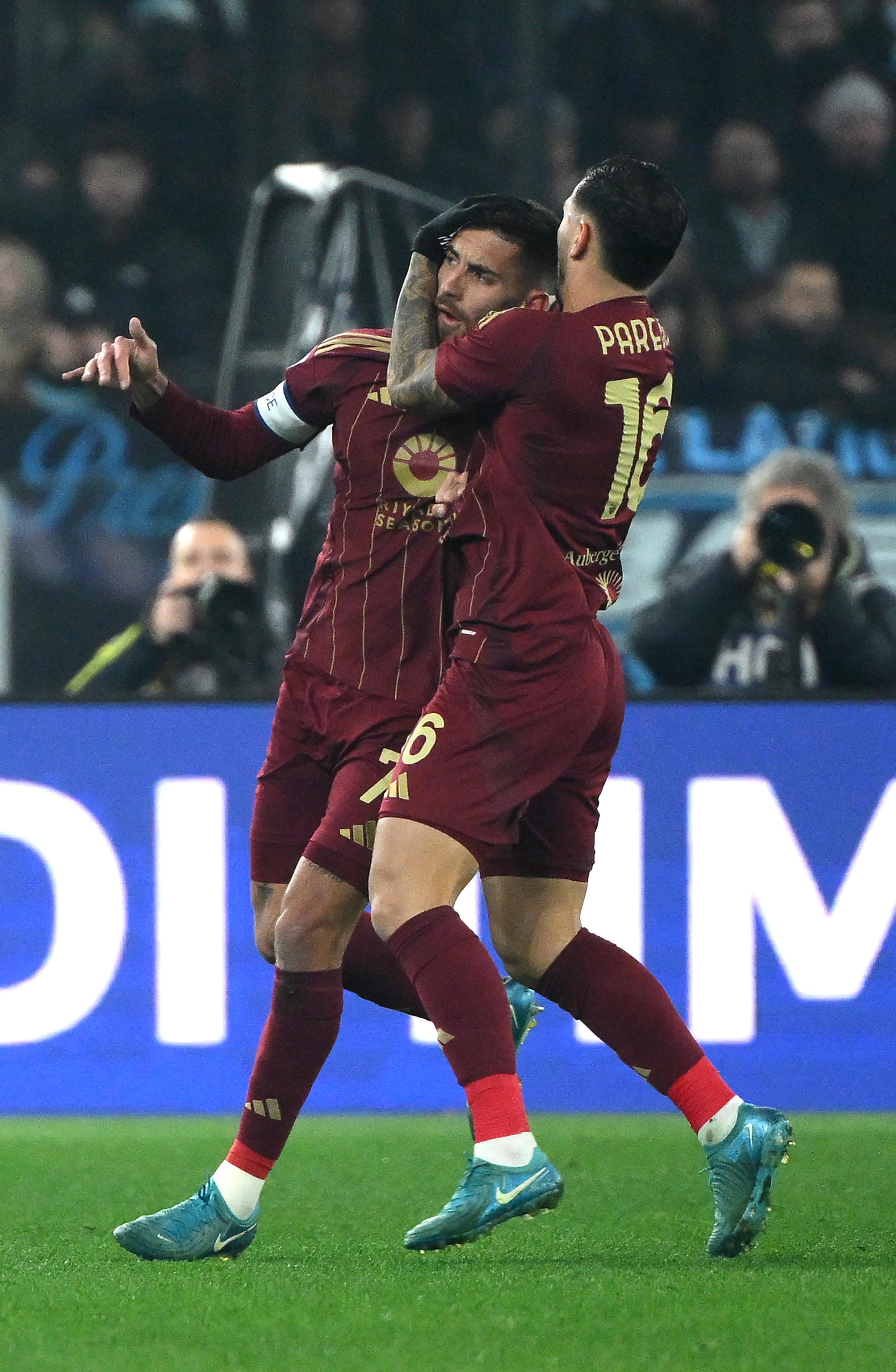 开云体育 官网-拉齐奥迎法国杯关键赛，窗口期迎来里程碑，信心回归，临场指挥获称赞(夏洛特30秒连招口诀)